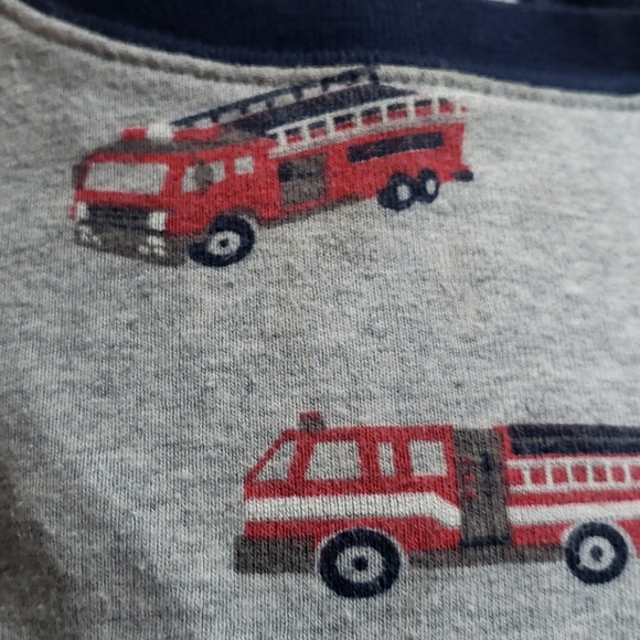 🎉HP🎉Baby boy 8-piece bundle 18months 🐲 - Picture 3 of 5